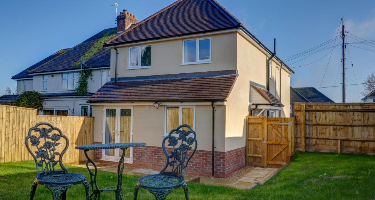 Didcot- Private Flat With Garden & Parking 03 Leilighet Eksteriør bilde